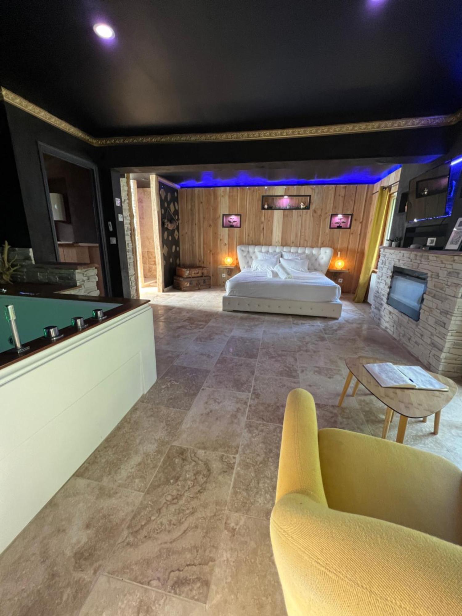 Le Lodge Des Charmes 5 Etoiles Leves Exteriör bild